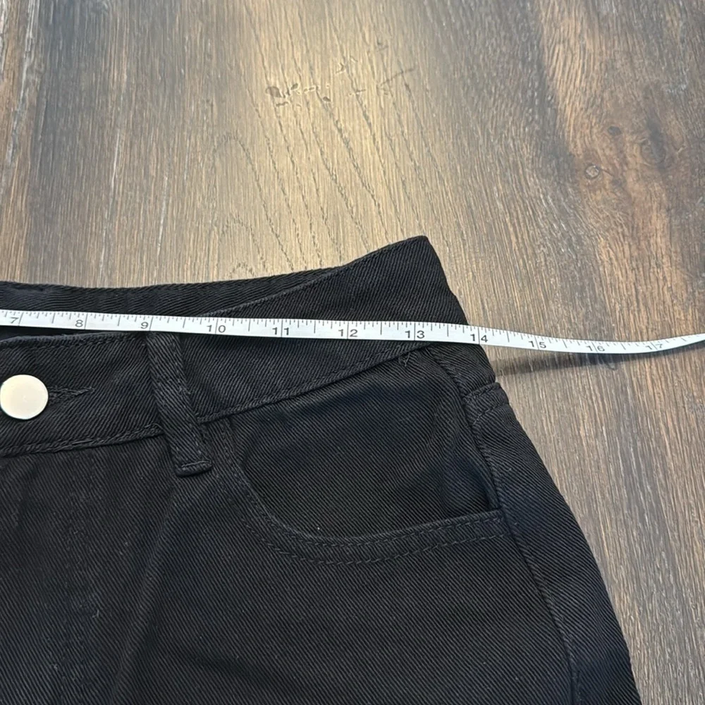 BLACK WIDE LEG JEANS SIZE MEDIUM